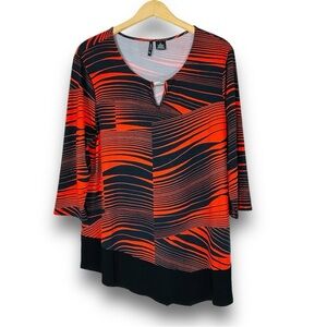 4/$20 New Directions Asymmetrical Hem Blouse